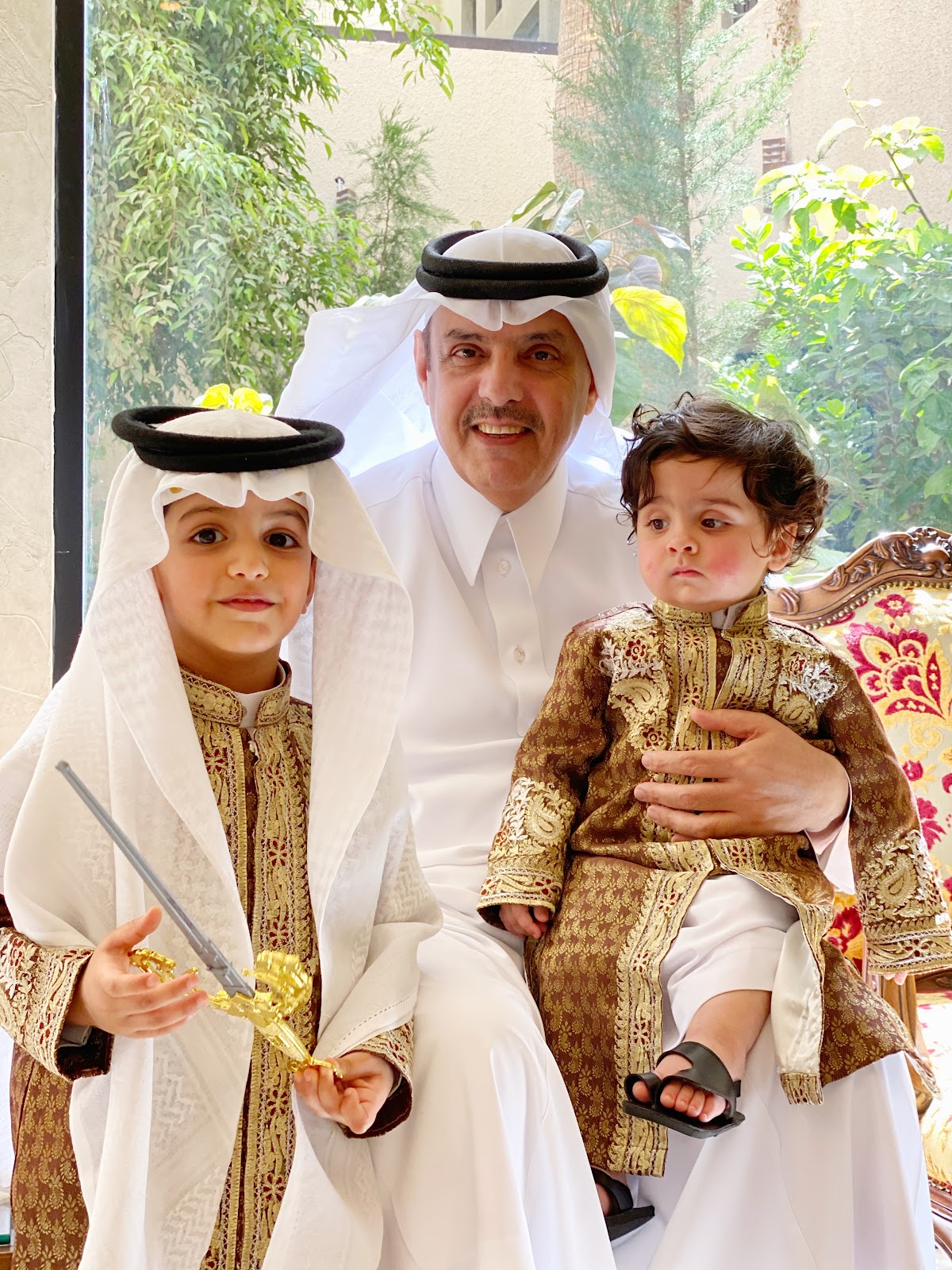 صاحب السمو الأمير د. عبدالعزيز بن عياف والأحفاد خالد وفهد 2021م