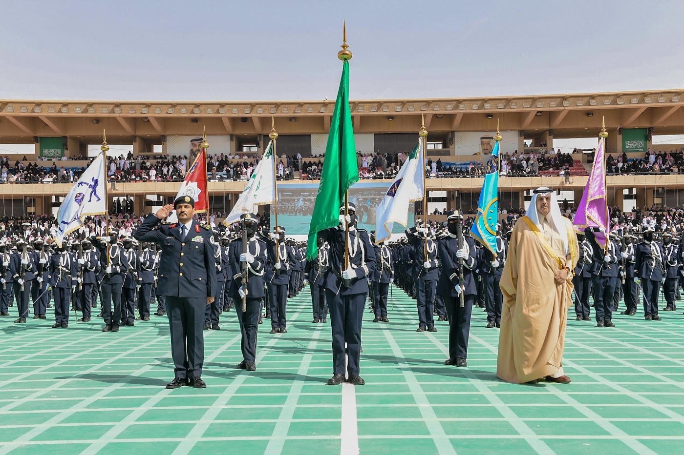 صاحب السمو الأمير الدكتور عبدالعزيز بن محمد بن عياف نائب وزير الداخلية في حفل